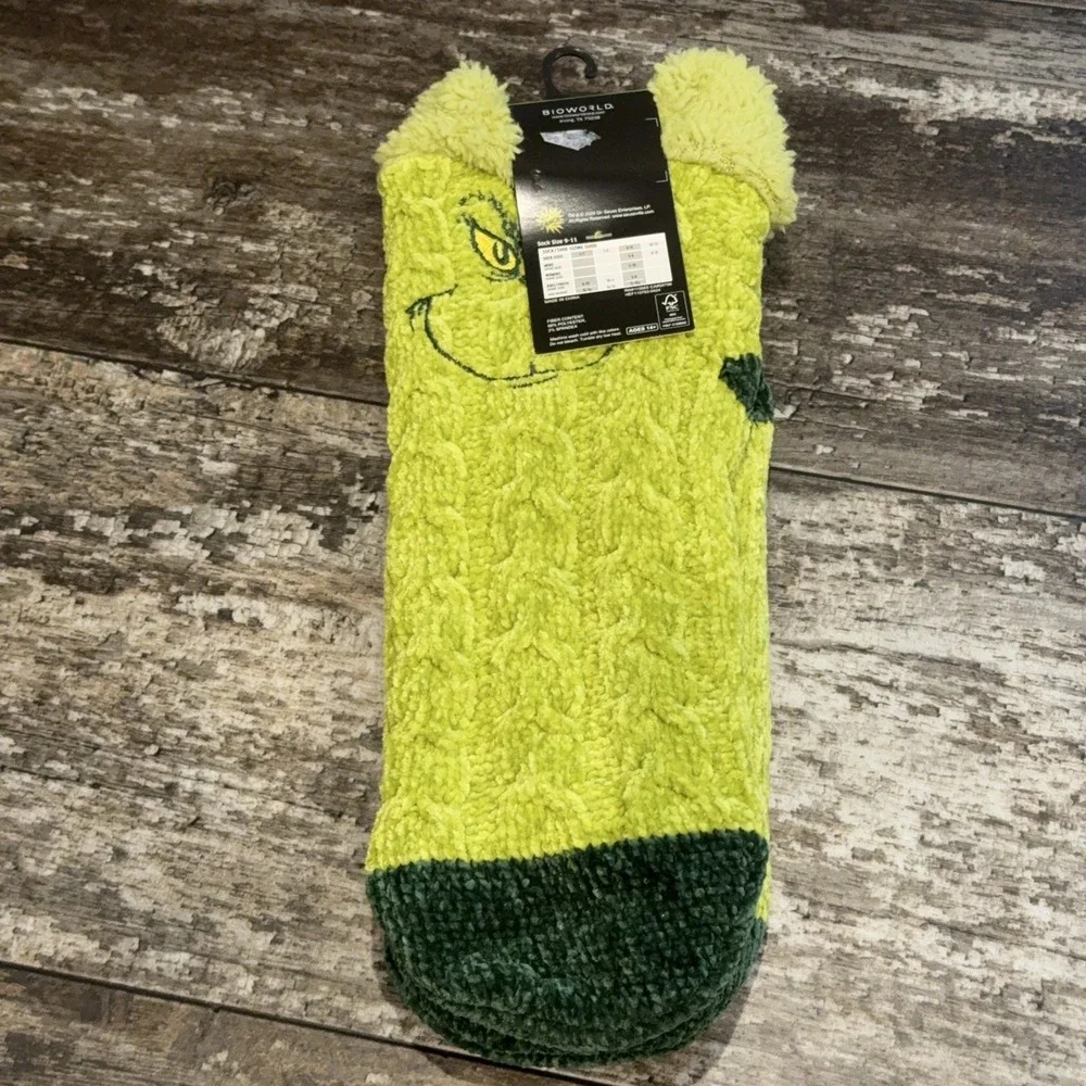 Bioworld Dr Seuss The Grinch‎ Slipper Socks Womens 5-10 Green Fuzzy Non-Slip NEW